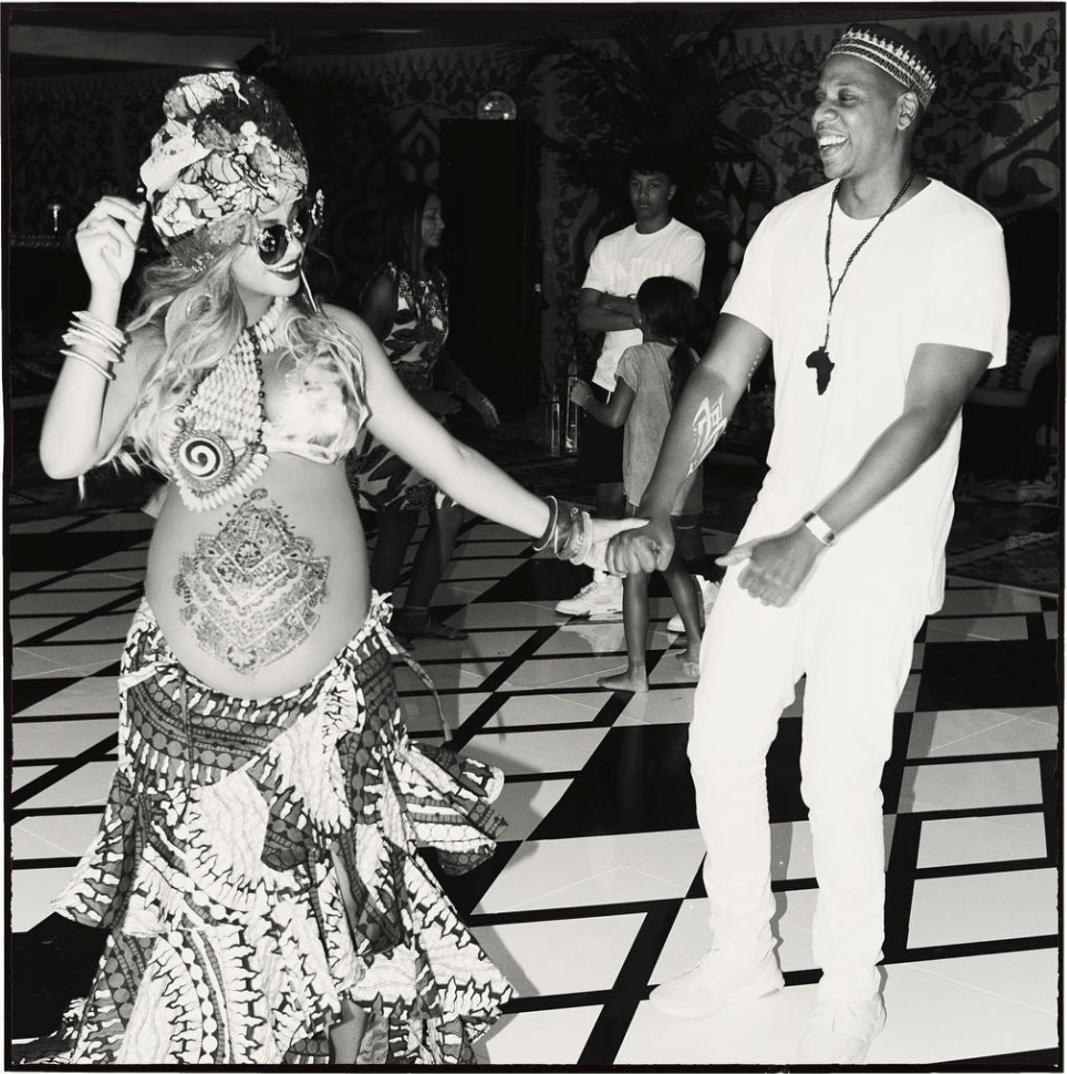 Beyoncé & JAY Z Host 'Carter Push Party' Baby Shower