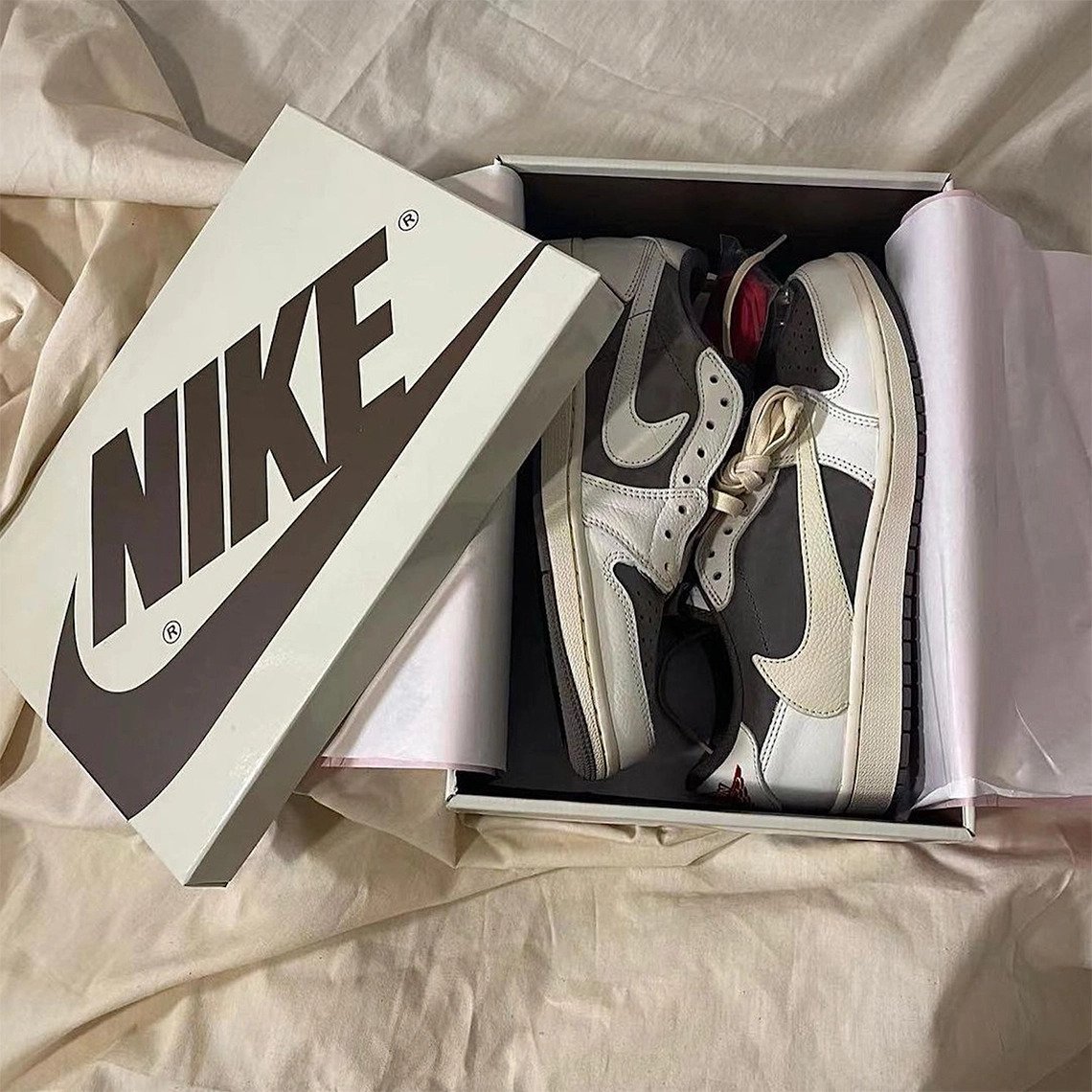 YUNG Travis Scott x Air Jordan 1 Low OG Reverse Mocha Is Here YUNG