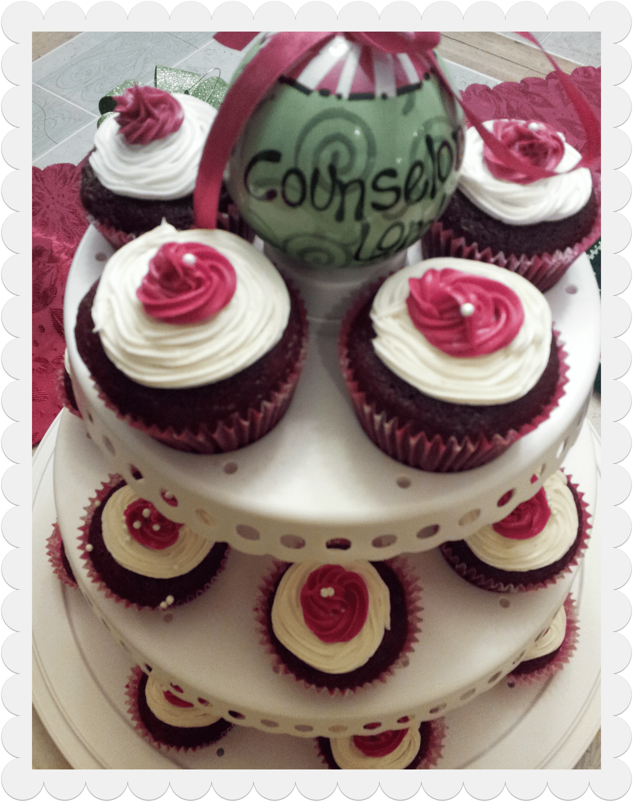 Sweet Creations Baking Cupcakes for the Holidays!