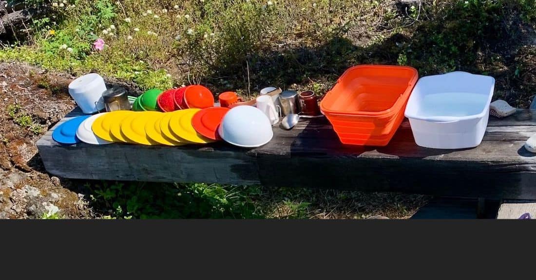 15 Best Camping Sinks for Dishwashing on the Go [2023]