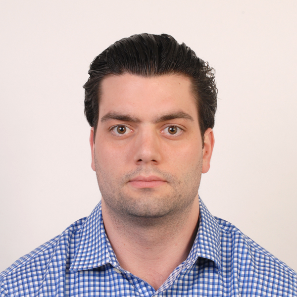 passport019 ThisPix Passport Photo & Professional Headshot Studio