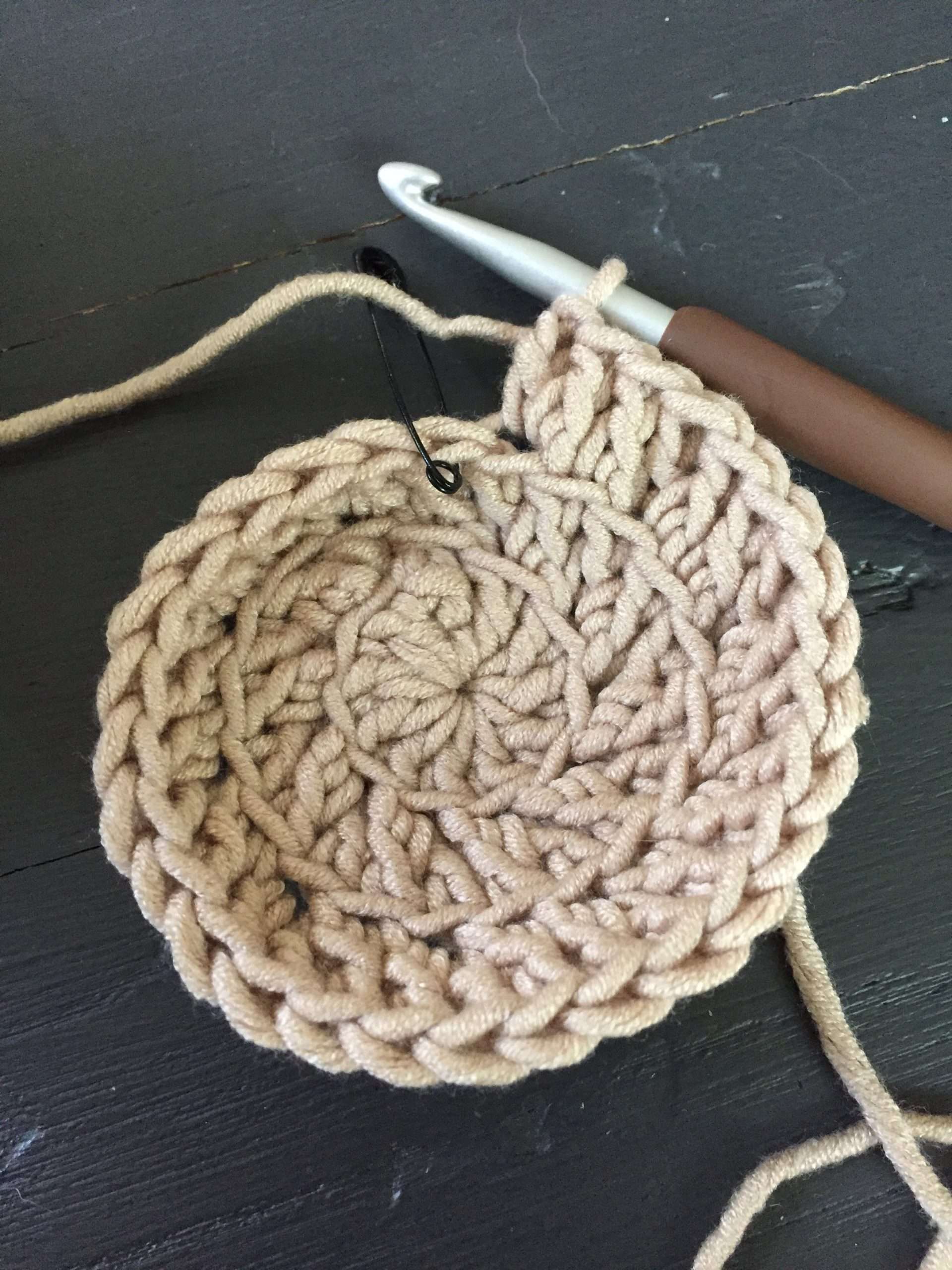 How to Crochet a Simple Boho Placemat & Coaster This Pixie Creates