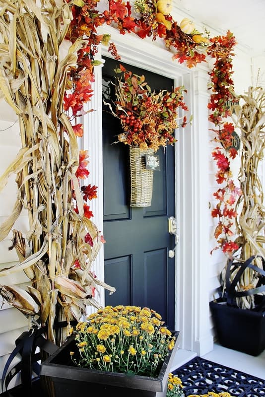 Decorating a Farmhouse Door for Fall Thistlewood Farms