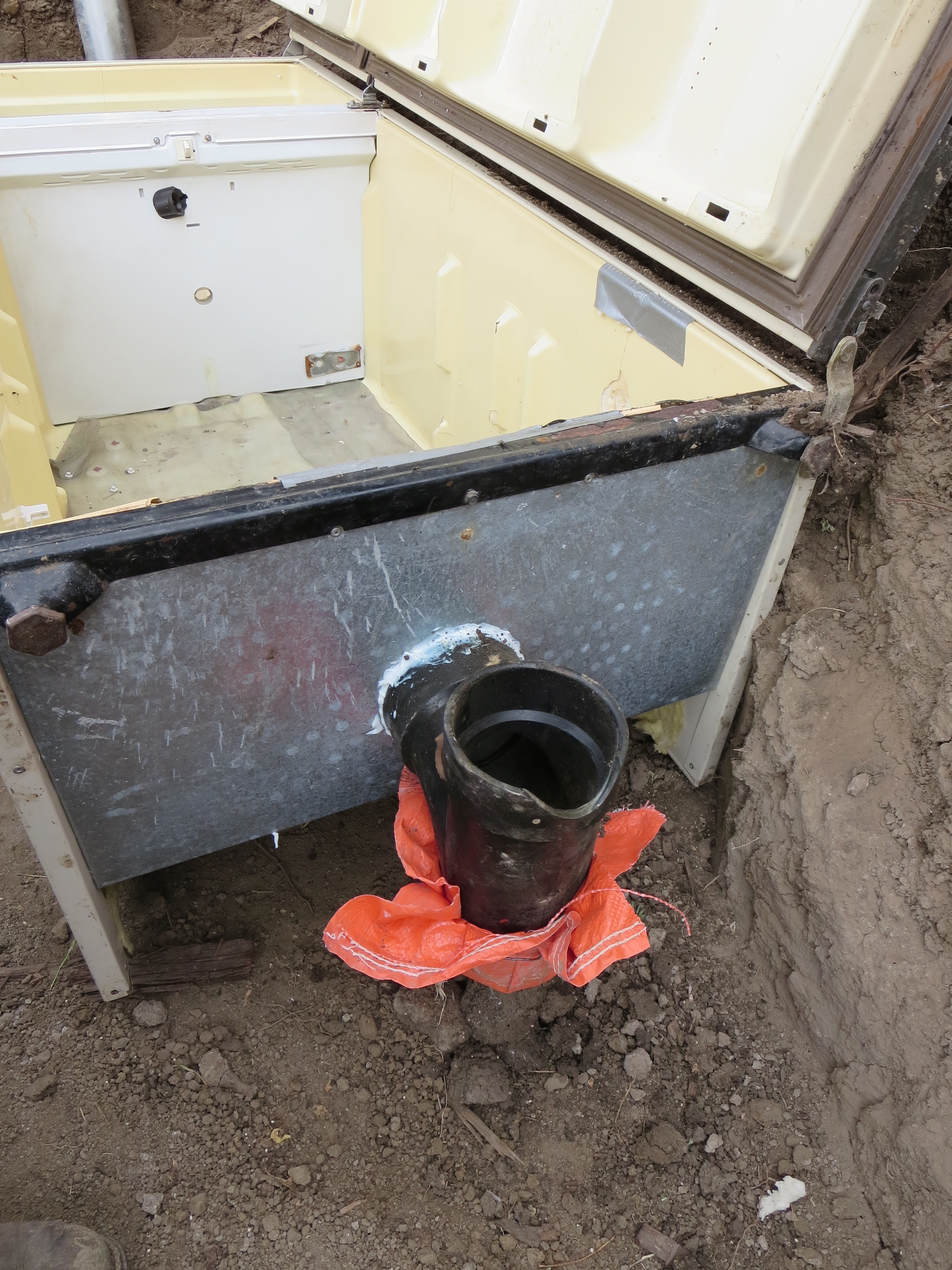 Reuse It Building a Root Cellar Out Of an Old Refrigerator or Freezer