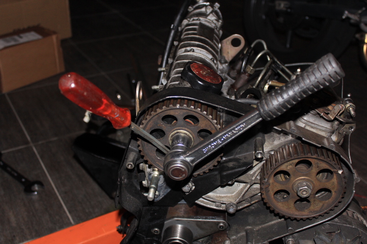 Joint De Culasse Et Distribution Sur Moteur 1 6d F8m Mecanique