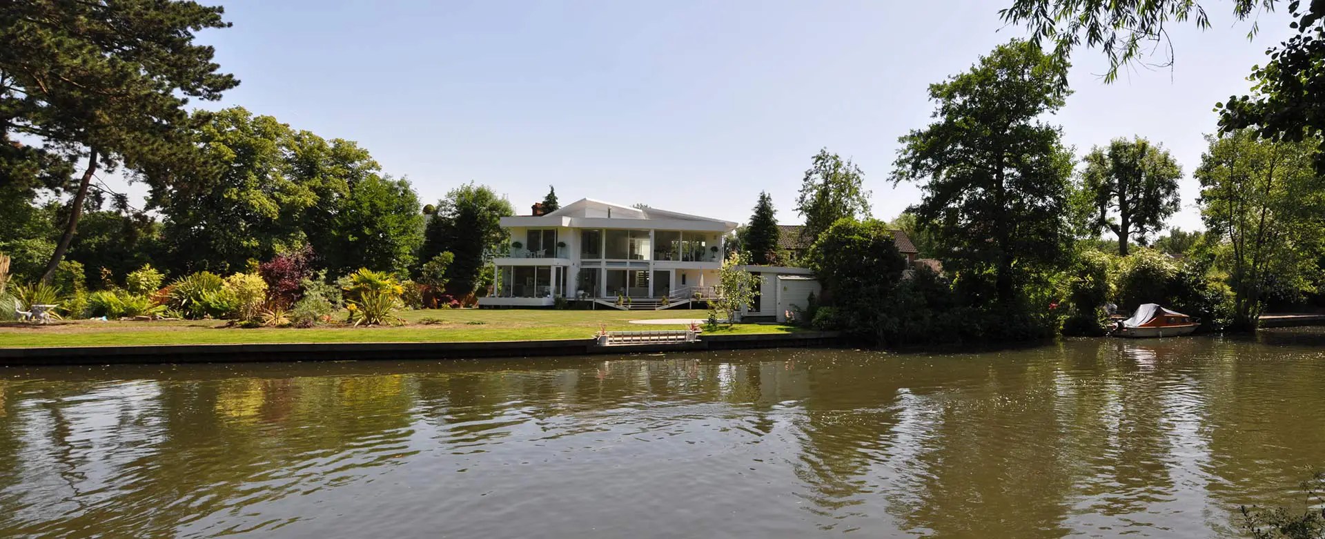 New Build House, Weybridge Thomas de Cruz Architects & Designers