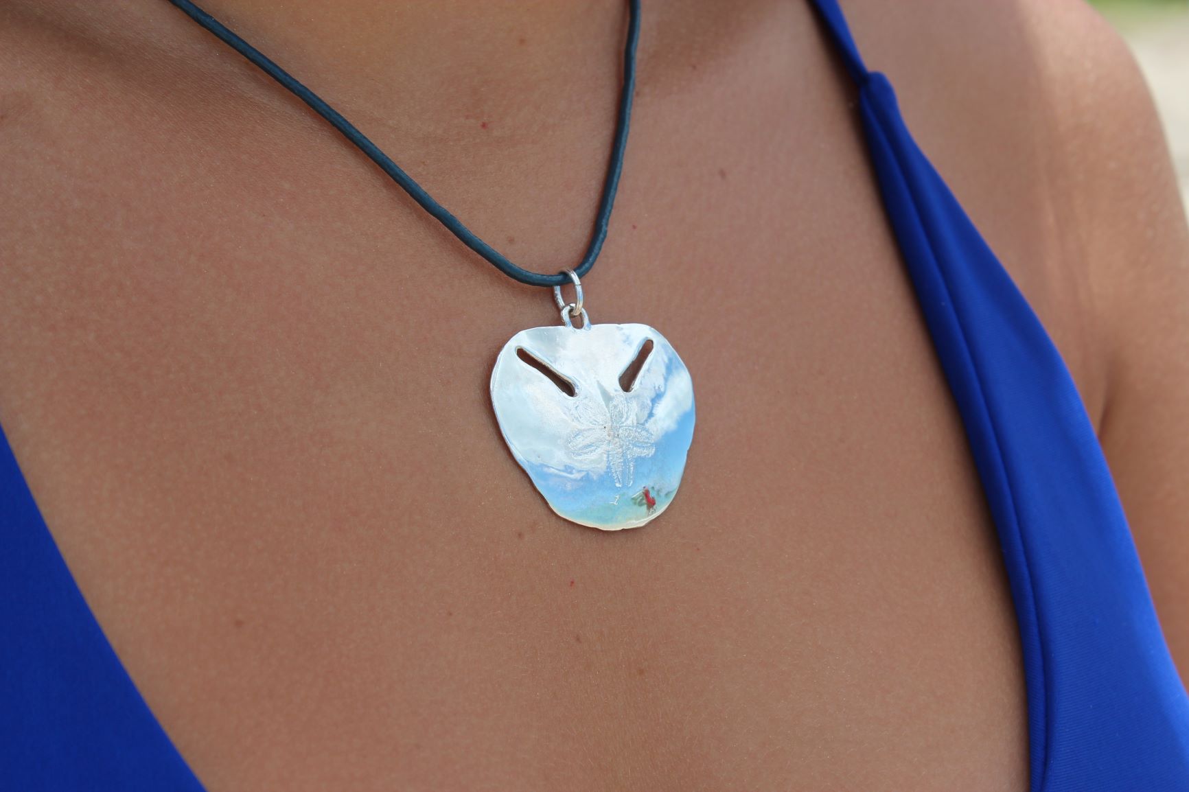 Pansy Shell Pendant Large Thomas P Cochran