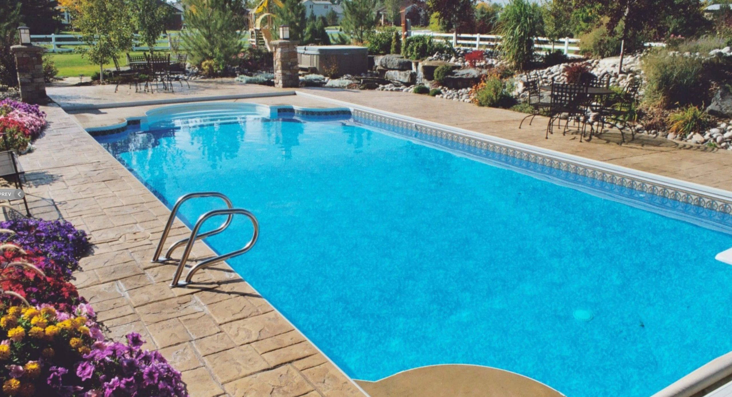 6 + Person Jacuzzi® Hot Tubs Thompson Pools