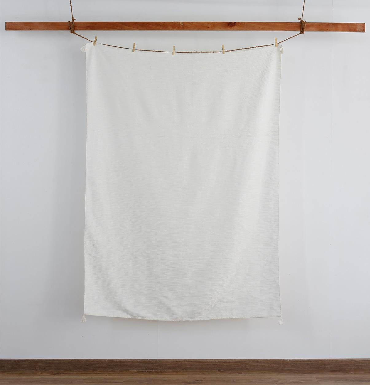 Buy Slub Cotton Throws White Thoppia