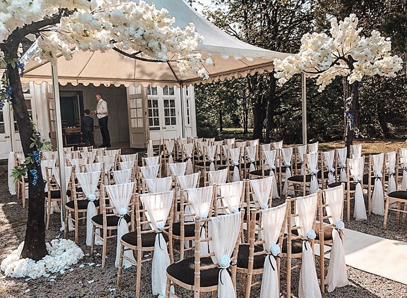 Top Tips For Outdoor Wedding Ceremony Décor! Thornton Manor Country