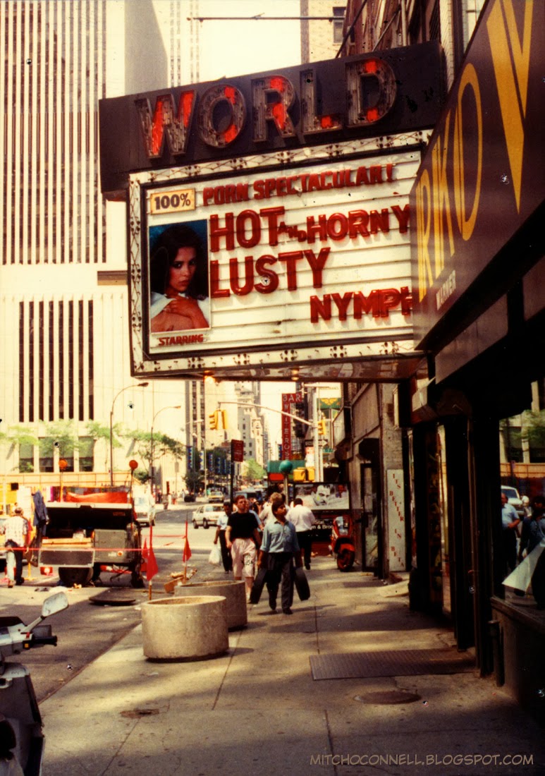 25 Vintage 1980s Snapshots Of Times Square That Will Never Be Seen In