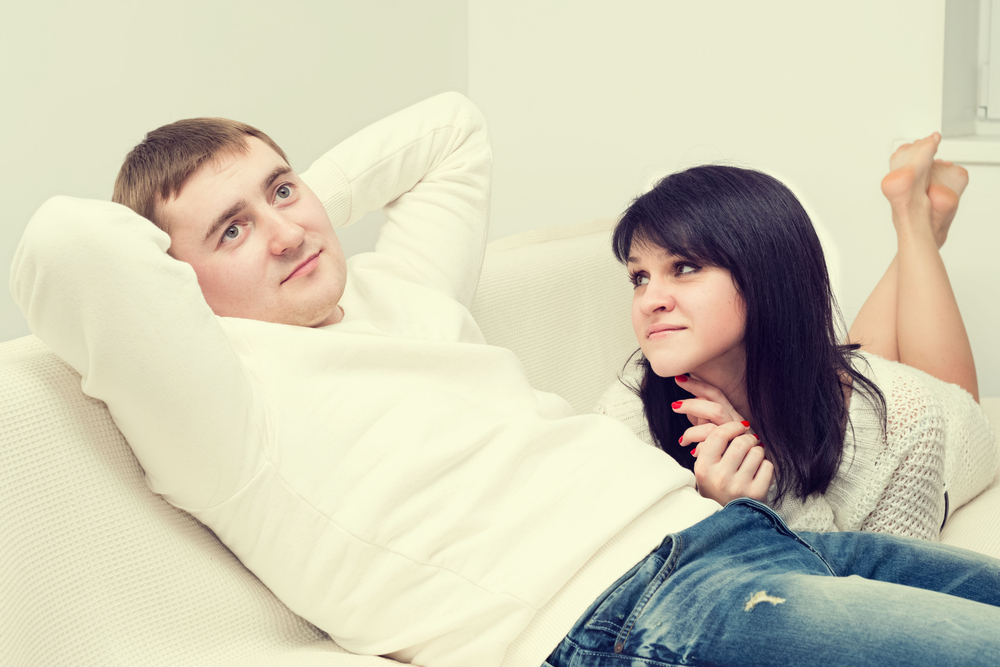 10 Signs He Is Emotionally Unavailable, And Will Never Fully Commit To