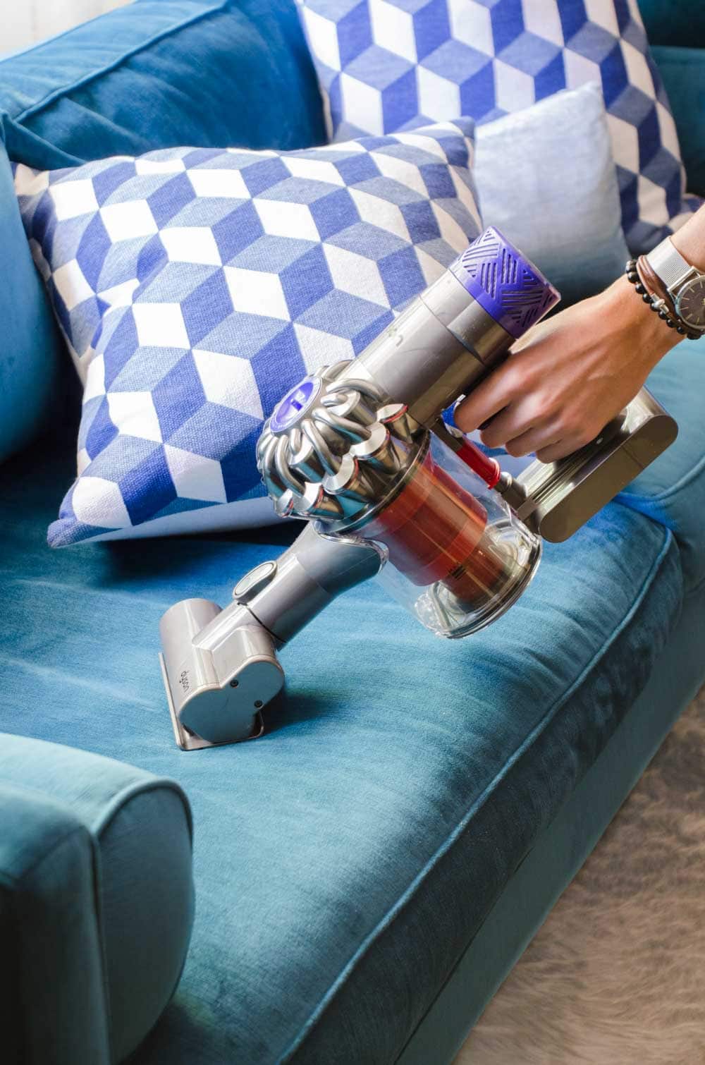 Preparing for Guests with Dyson Thou Swell