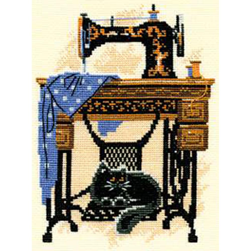 Sewing Machine Cat Cross Stitch Kit by RIOLIS 857