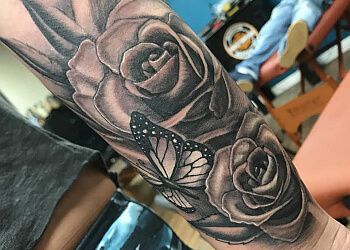 3 Best Tattoo Shops In Aurora, On - Expert Recommendations 250_x_350_jpg
