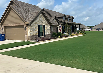 3 Best Lawn Care Services in Mesquite, TX - Expert Recommendations