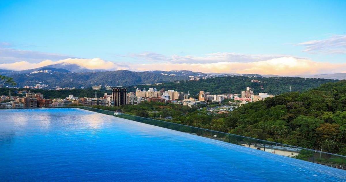 泳池飯店,高空泳池飯店,無邊際泳池飯店,親子泳池飯店,泳池飯店台北,私人泳池飯店,室內泳池飯店,飯店泳池對外開放,飯店泳池開放,全台溫水泳池飯店,南部泳池飯店