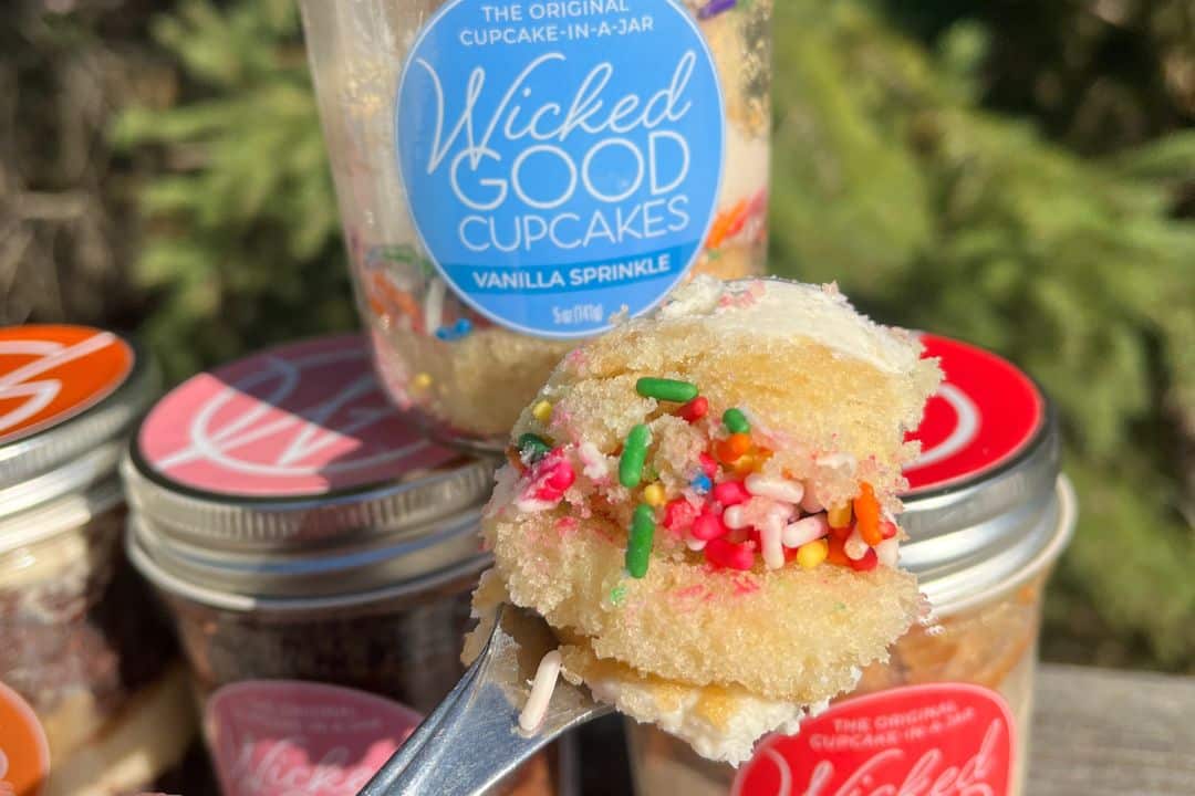 Wicked Good Cupcakes It's Cake In A Jar! The Three Snackateers