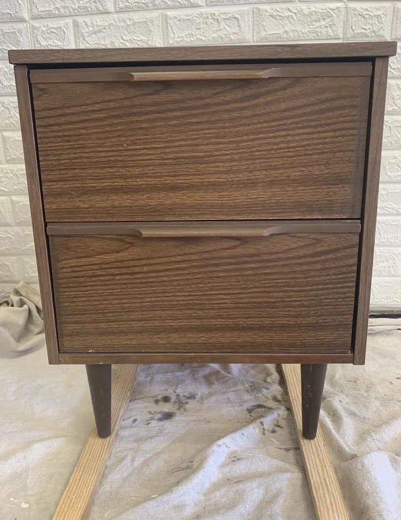 How to Gel Stain Laminate Furniture (Yes you can)! Thrifted Nest