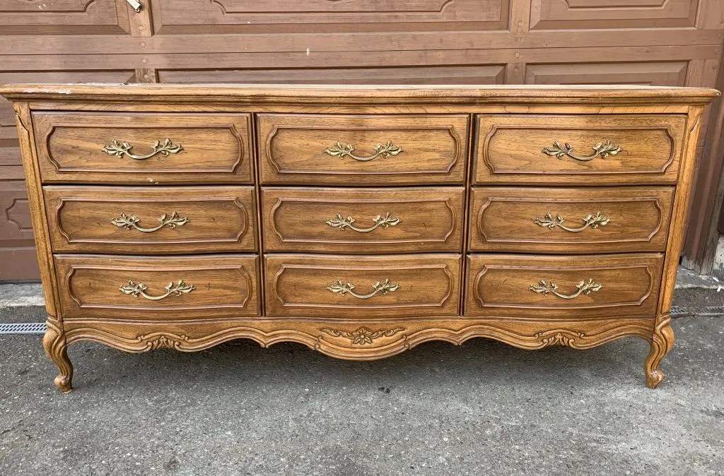 How to Blend Chalk Paint Like a Pro Dresser Makeover Thrifted Nest