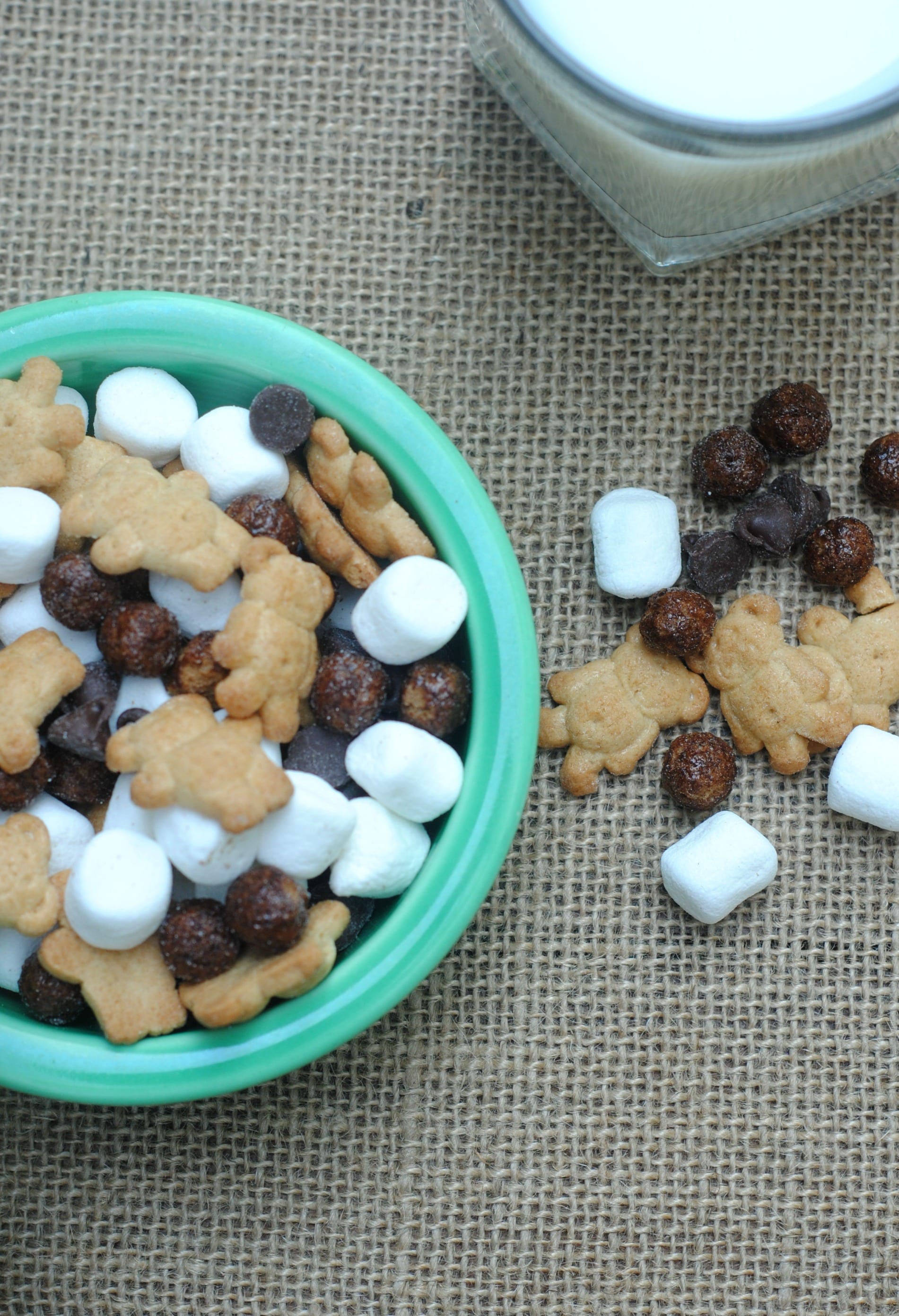Quick and Easy S'more Snack Mix with Teddy Grahams
