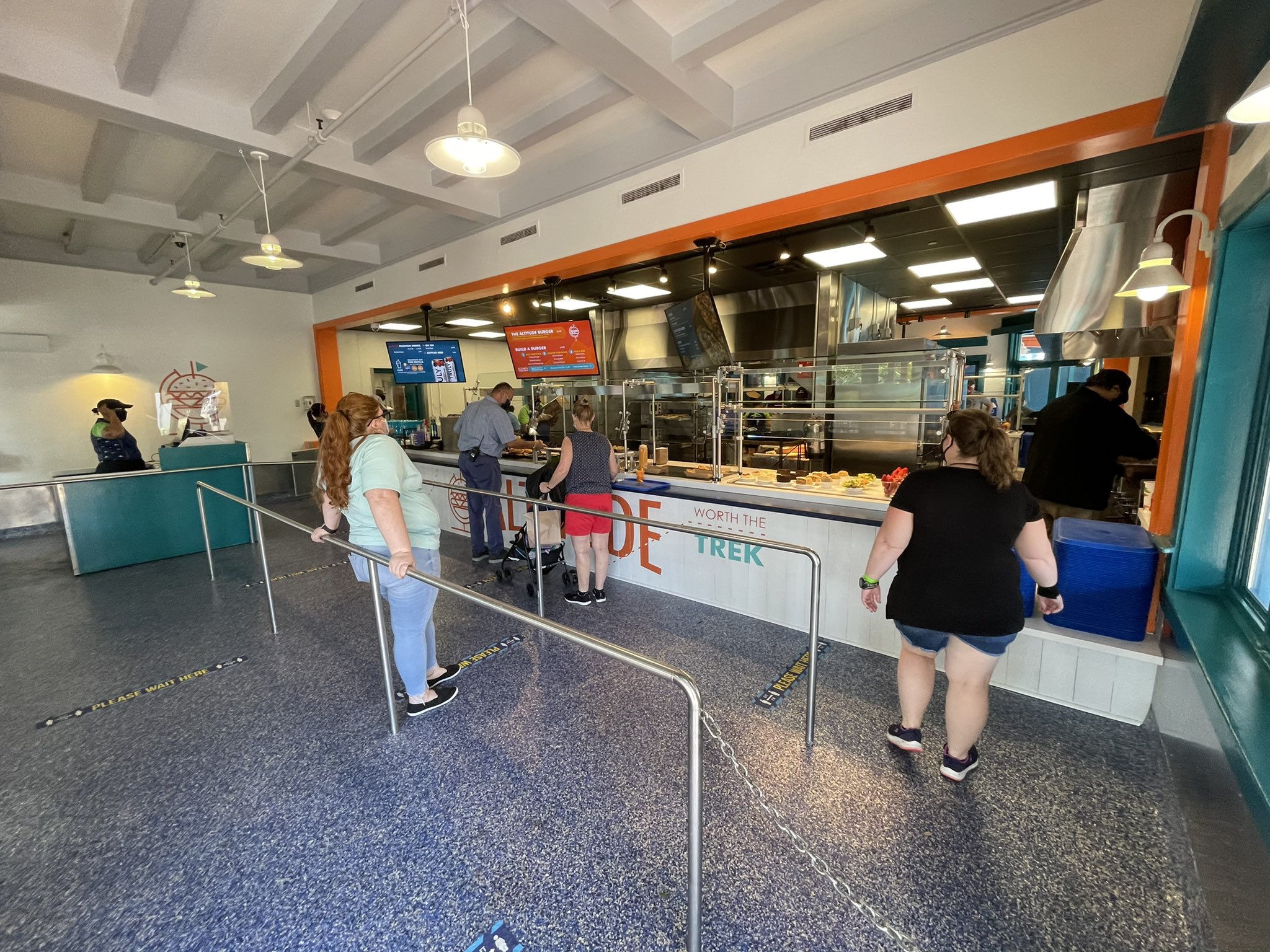 Mango Joe's Gets Changed to Altitude Burgers at SeaWorld Orlando