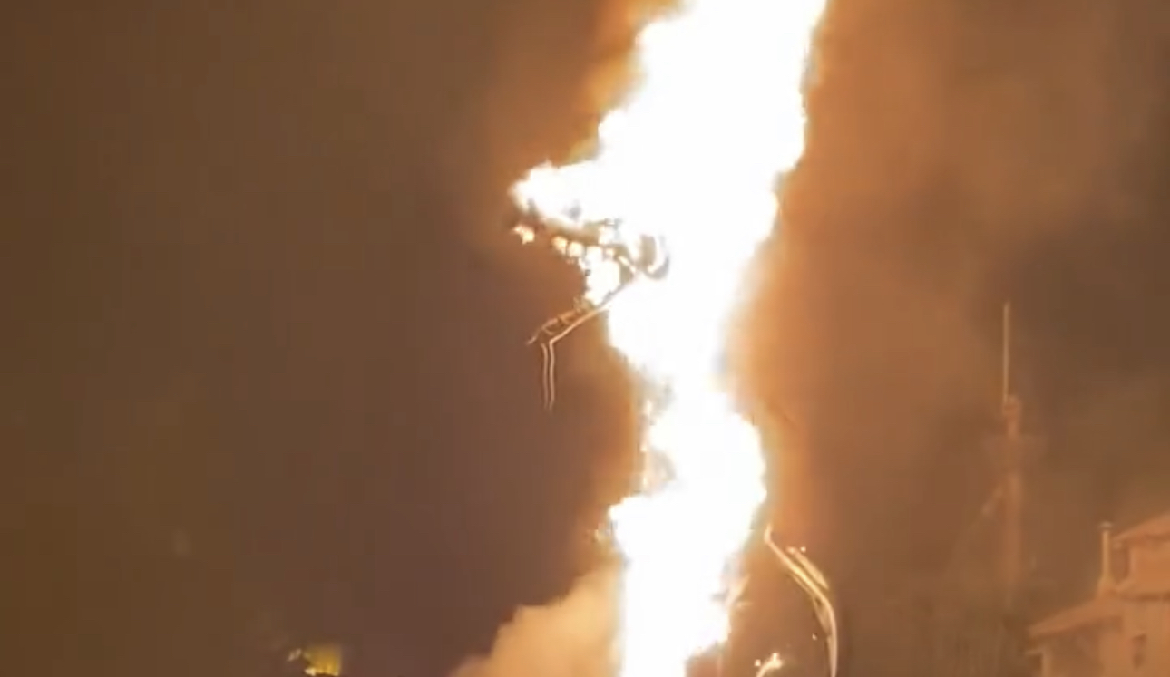 Maleficent Dragon Catches Fire During Disneyland’s ‘Fantasmic!’ Show
