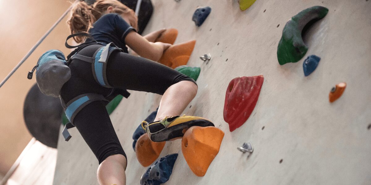 A Closer Look at the Auto Belay System Combining Safety and Convenience