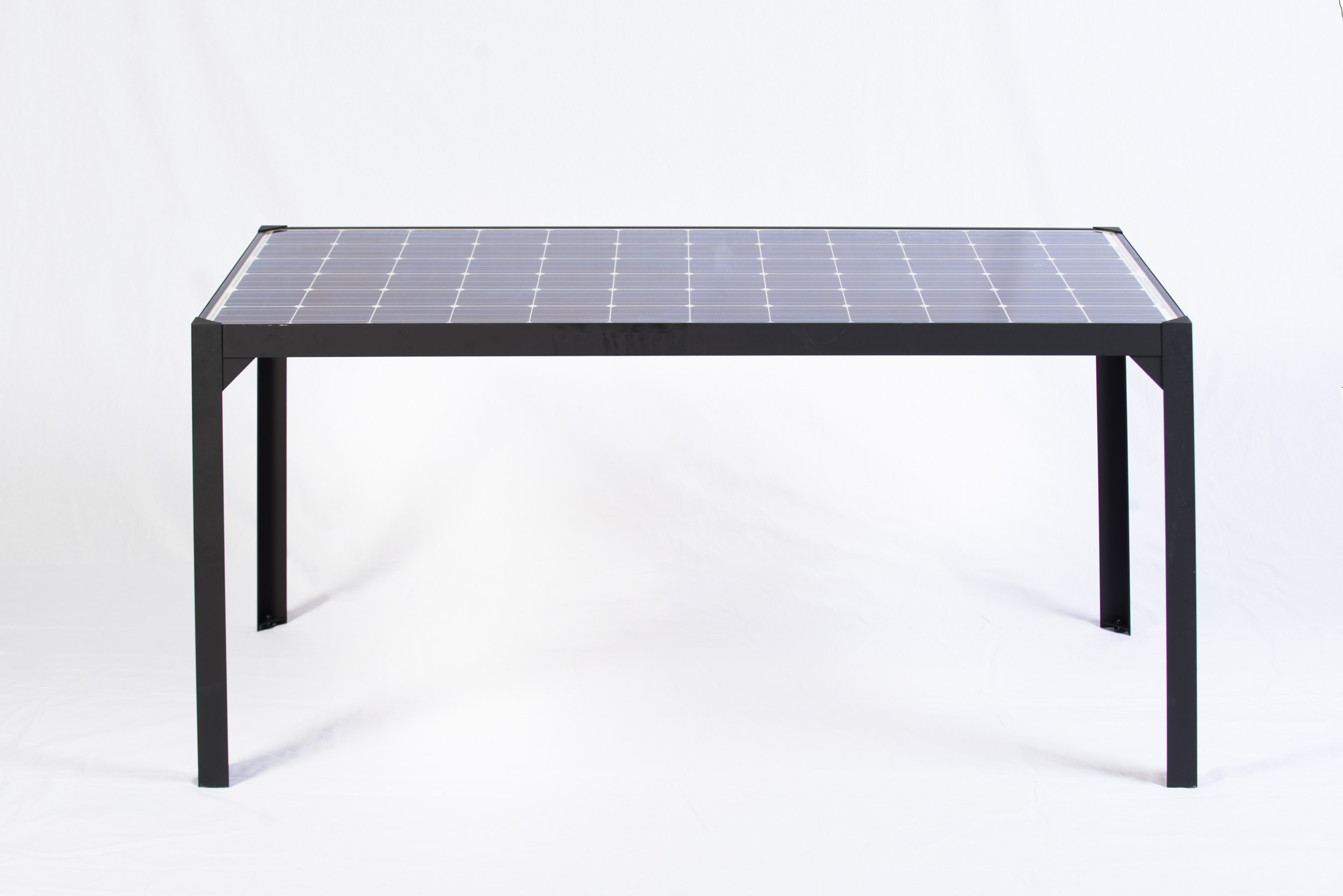 SOLAR TABLE 150 THROWBACK