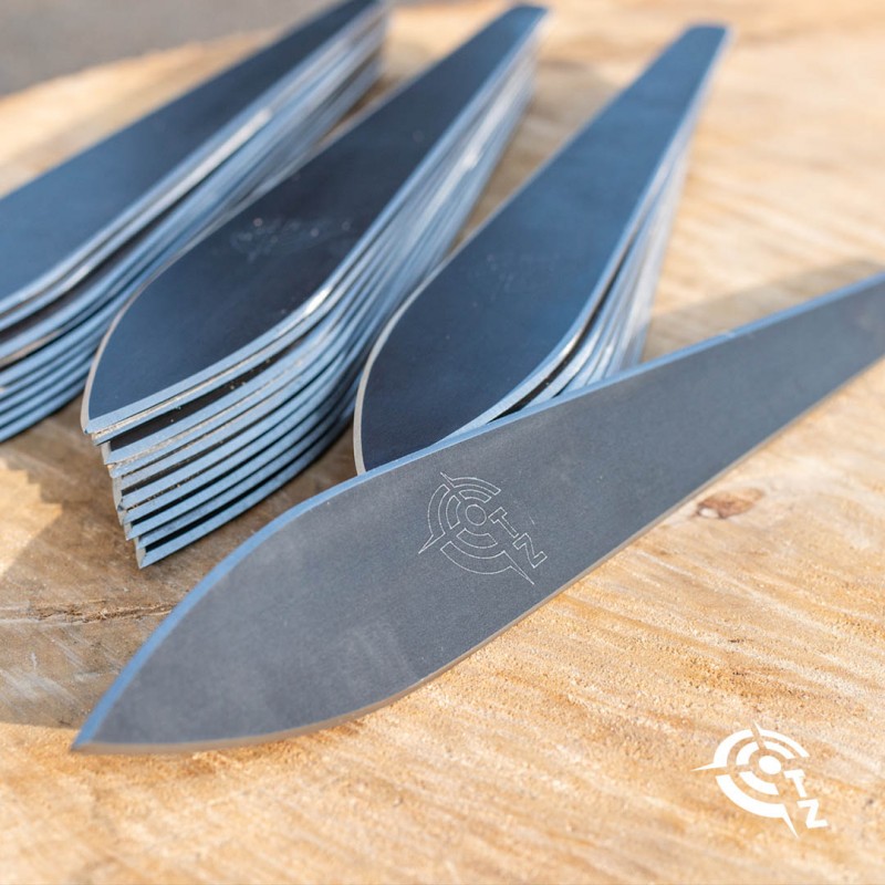 Speed throwing knife Speed Feather