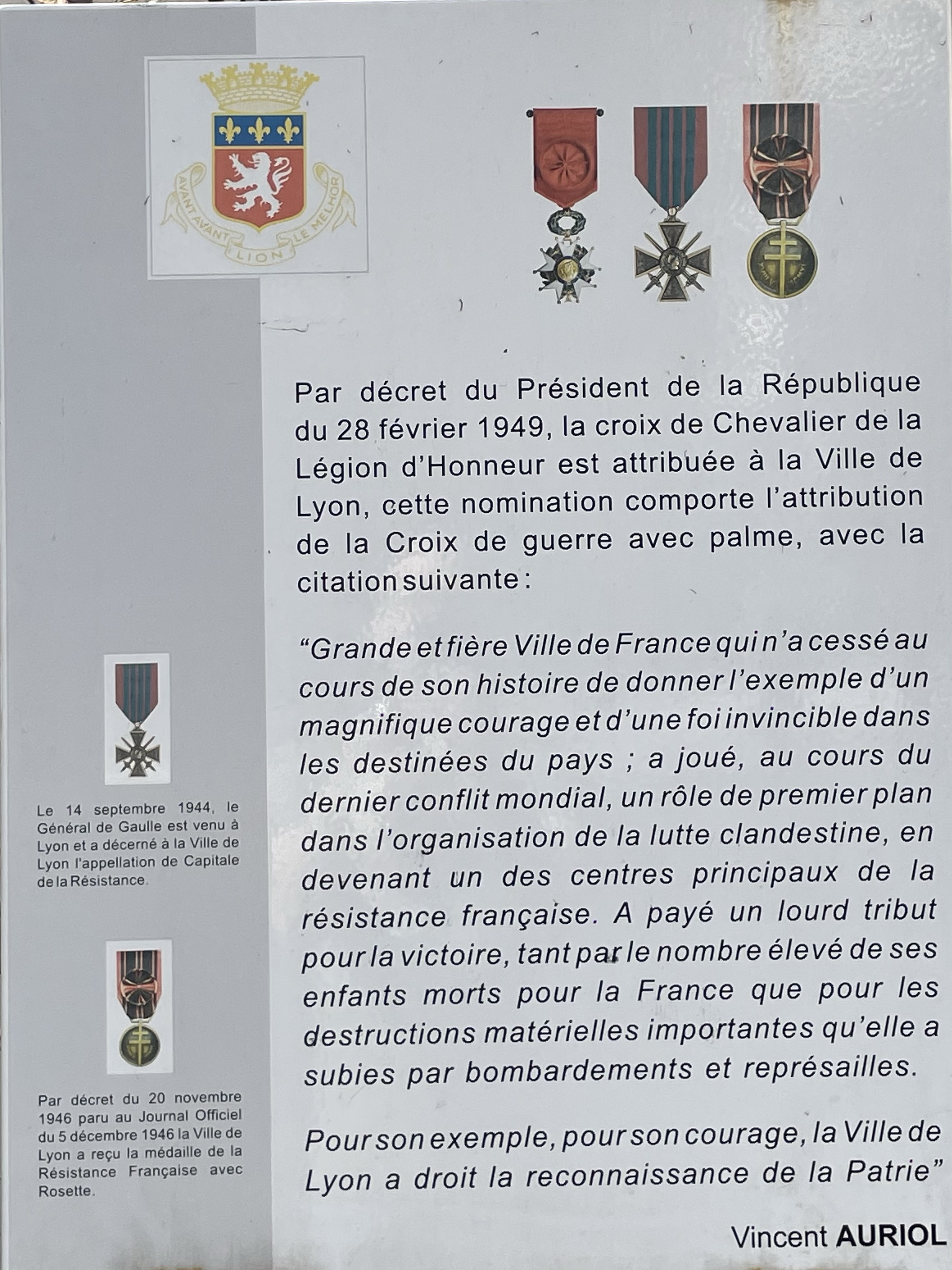 Lyon a la Légion d’Honneur Thrown to (the) Lyon