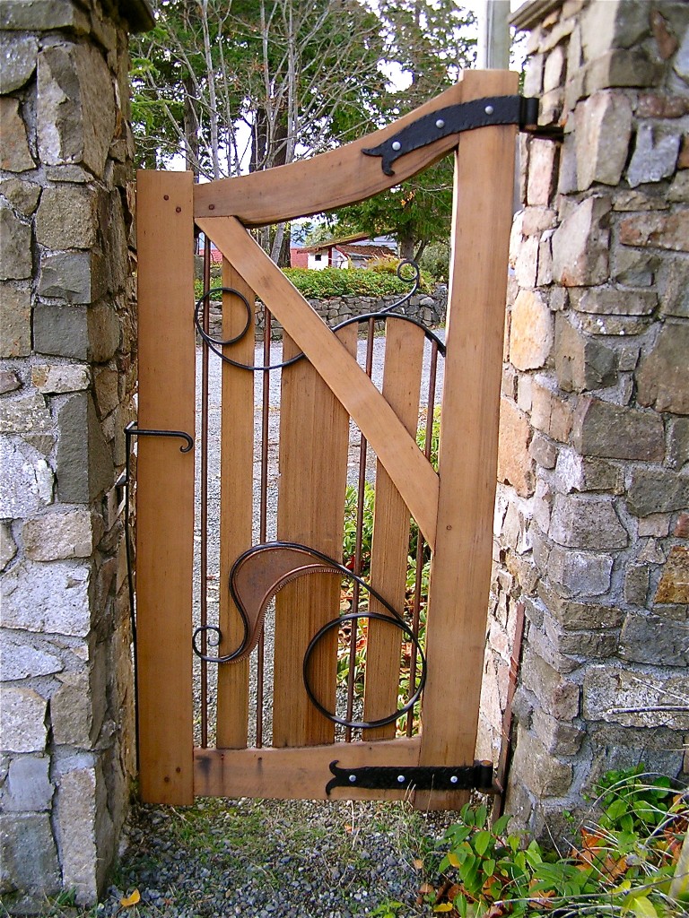 Vasilev Pedestrian Gate Cedar Sustainable Woodwork
