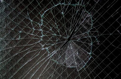 ガラス ひびの写真素材｜写真素材なら「写真Ac」無料（フリー）ダウンロードOk ガラス ひび割れの写真素材｜写真素材なら「写真Ac」無料（フリー）ダウンロードOk