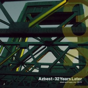 Silikatni mineral vlaknaste građe, većinom magnezijev i kalcijev silikat, prerađen u tkaninu, služi za zaštitu od visokih temperatura, kiselina itd. Azbest 32 Years Later By Azbest Mixcloud