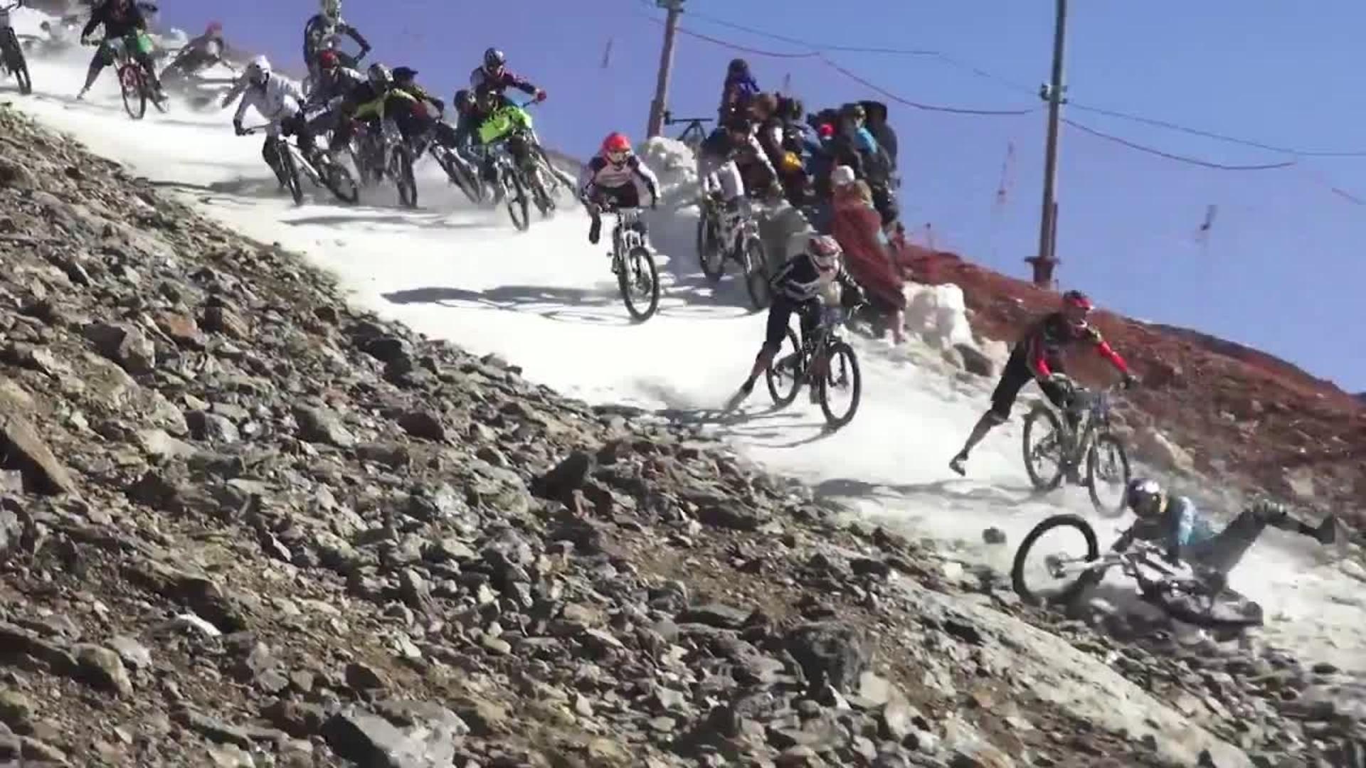 Cyclist Crashes during Race and Causes Pileup Jukin Media Inc