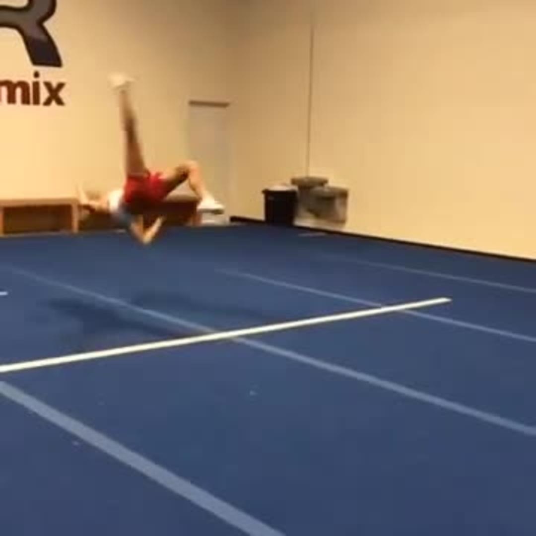 Cheerleading Backflip Fail Jukin Media Inc