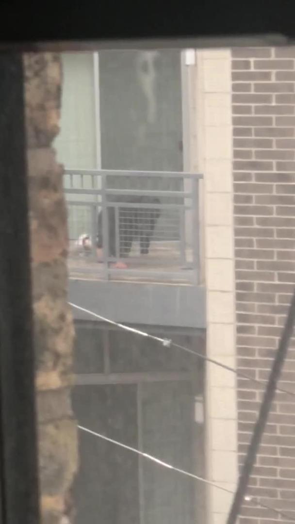 Guy Slips While Jumping From Roof to Balcony and Falls Hard Jukin