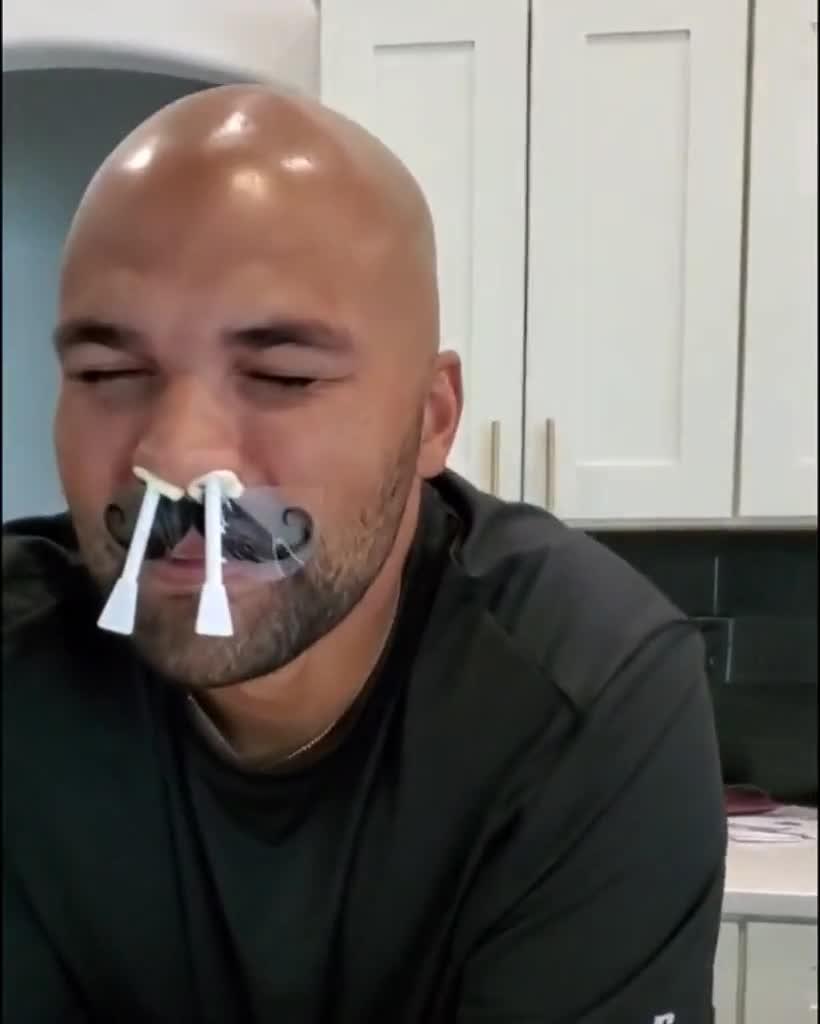 Guy Squirms and Screams While Getting Facial and Nose Hair Waxed