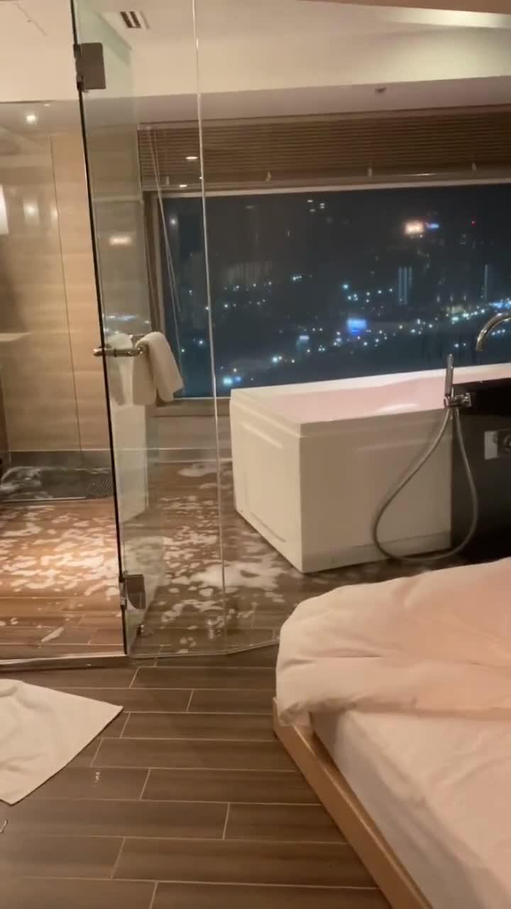 Water Spills Out of Bathtub as it Shakes Rigorously During Earthquake
