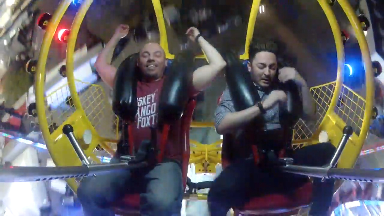 Men Pass Out on Slingshot Ride at Houston Rodeo Jukin Licensing