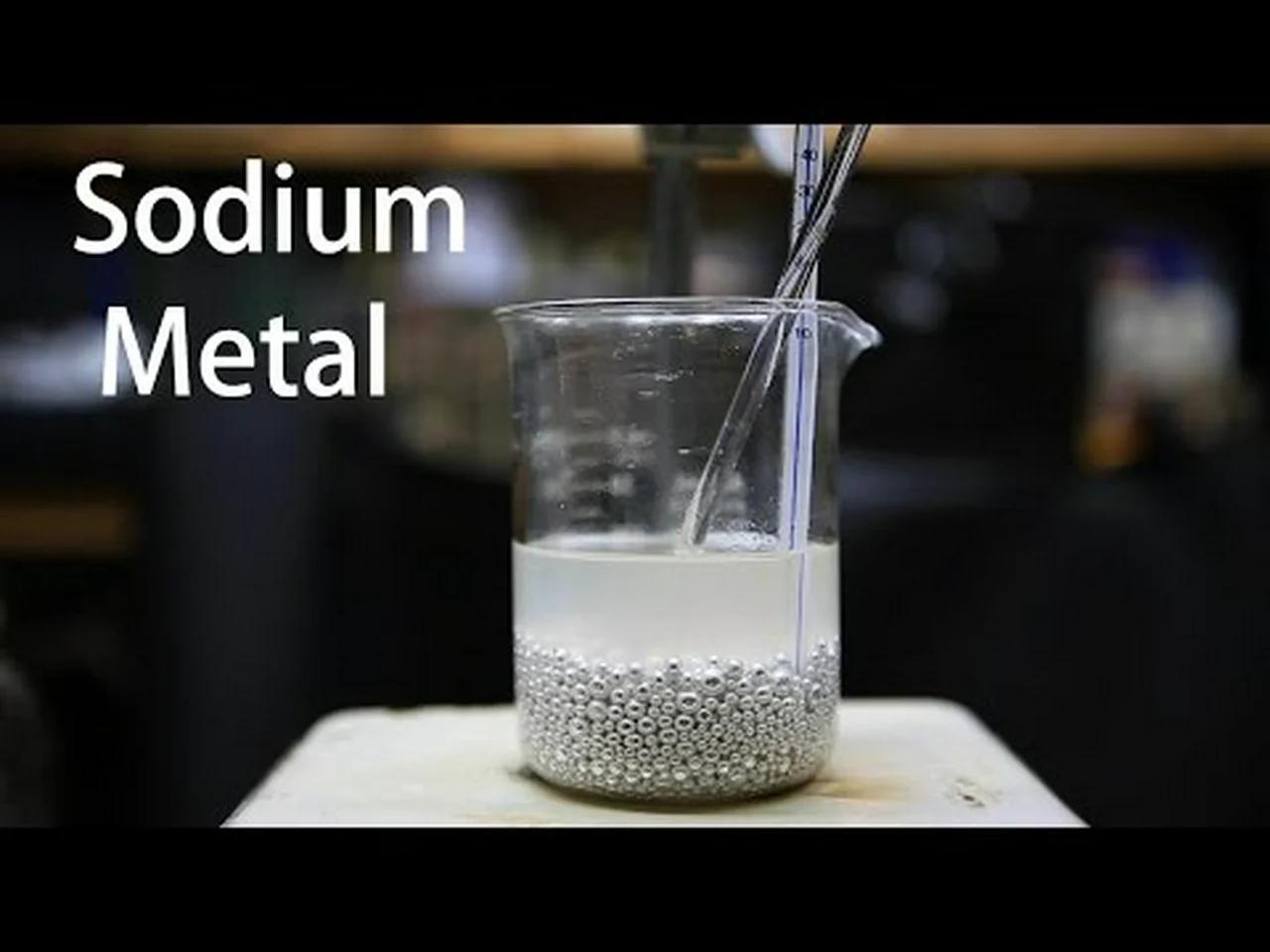 How to Clean Sodium Metal