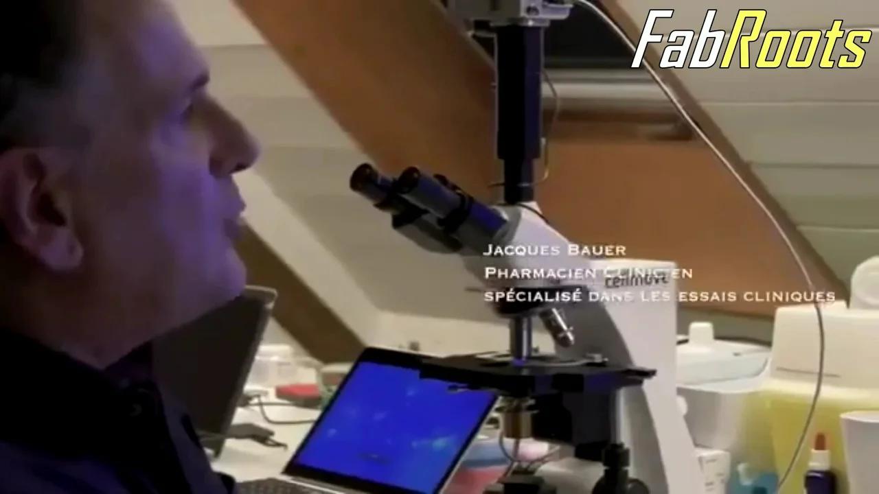 Jacques Bauer, Pharmacien clinicien, vérifie ce qu'il a dans ces