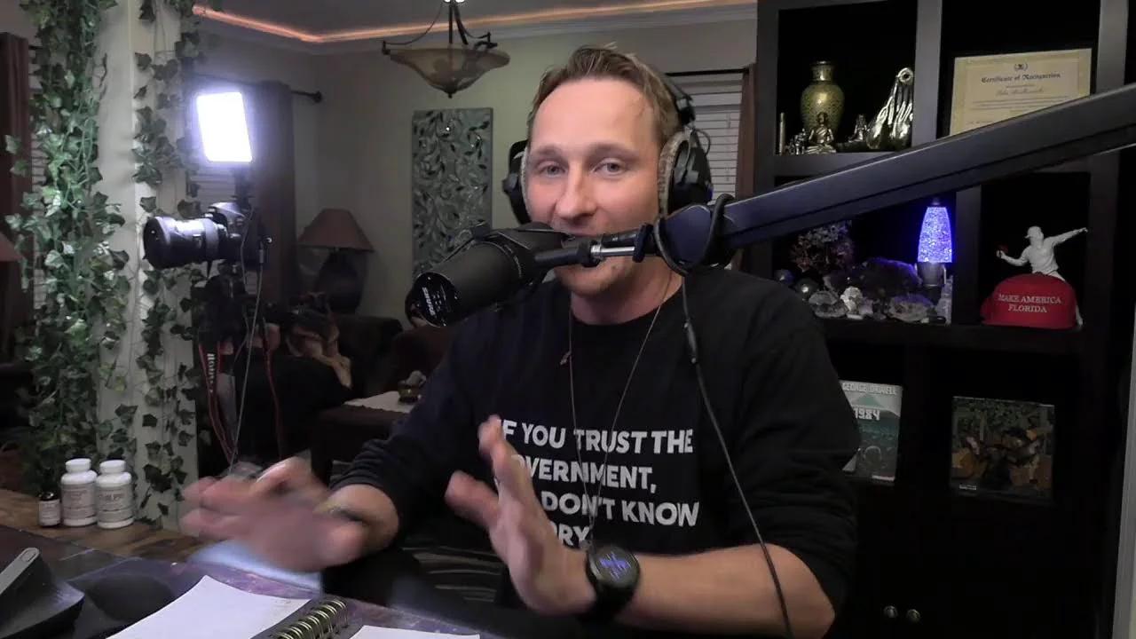 LIVE Russell Brand Scandal Deep Dive With A Hypnotherapist!(09)