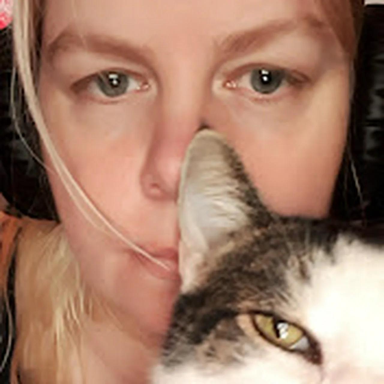 𝘊𝘰𝘴𝘮𝘪𝘤 𝘒𝘪𝘵𝘵𝘺