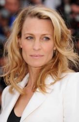 Robin Wright - Nude Celebrities Forum | FamousBoard.com