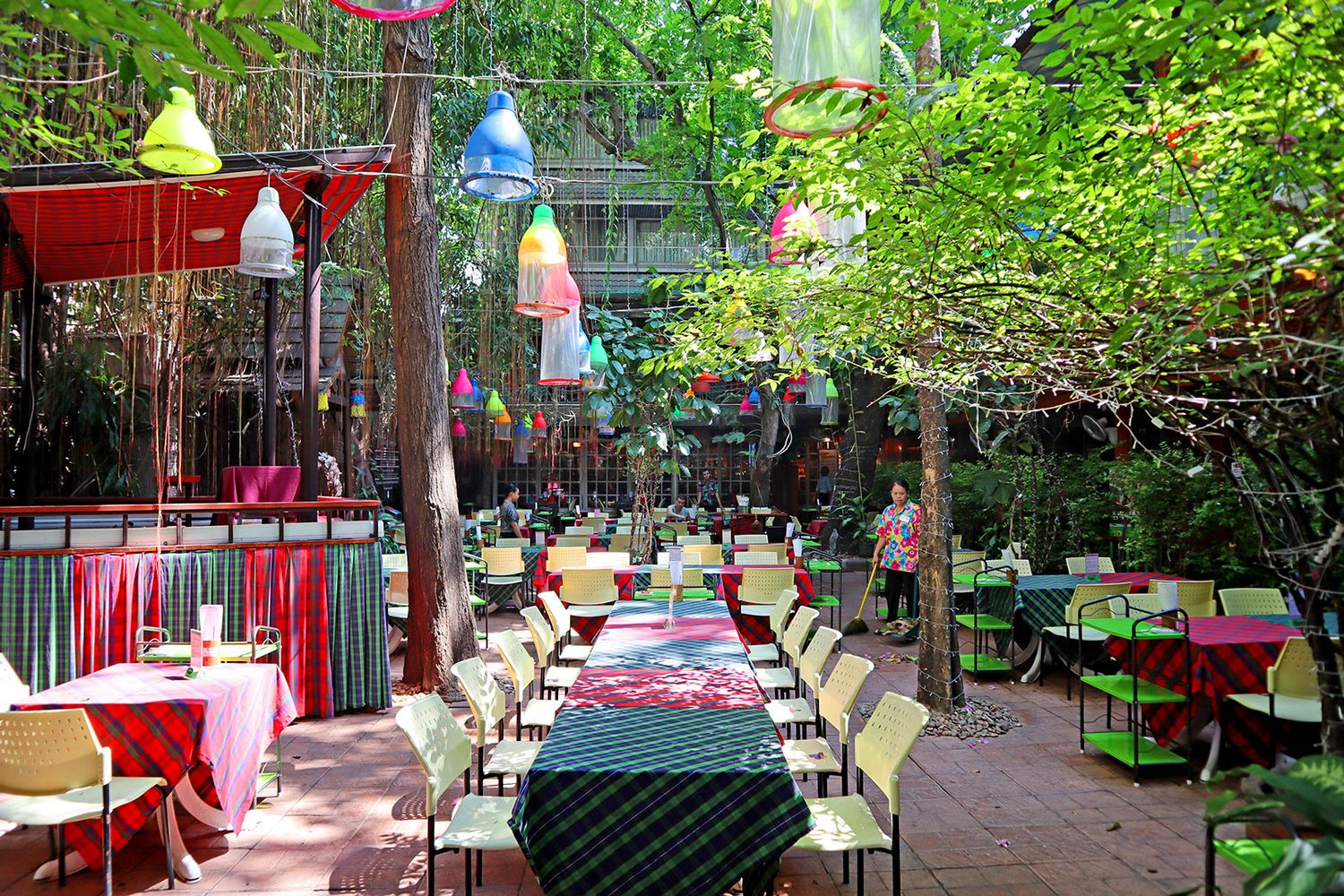 Cabbages & Condoms A Fascinating Restaurant in Bangkok The Bear Travel