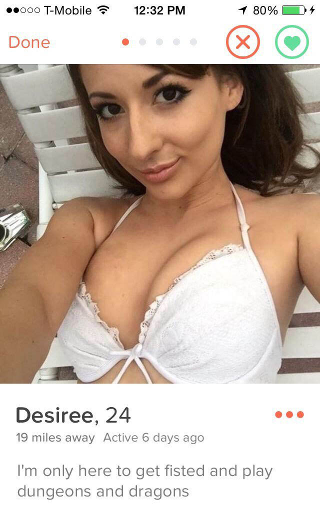 14 Ladies With Extraordinary Tinder Profiles. It's a Match!