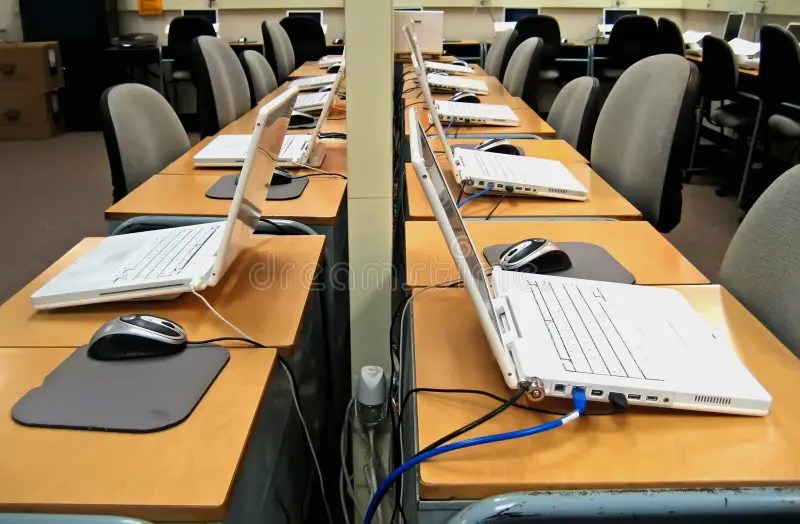 Computer Lab Hd Images Free Download / Computer Lab Photos And Premium High Res Pictures Getty