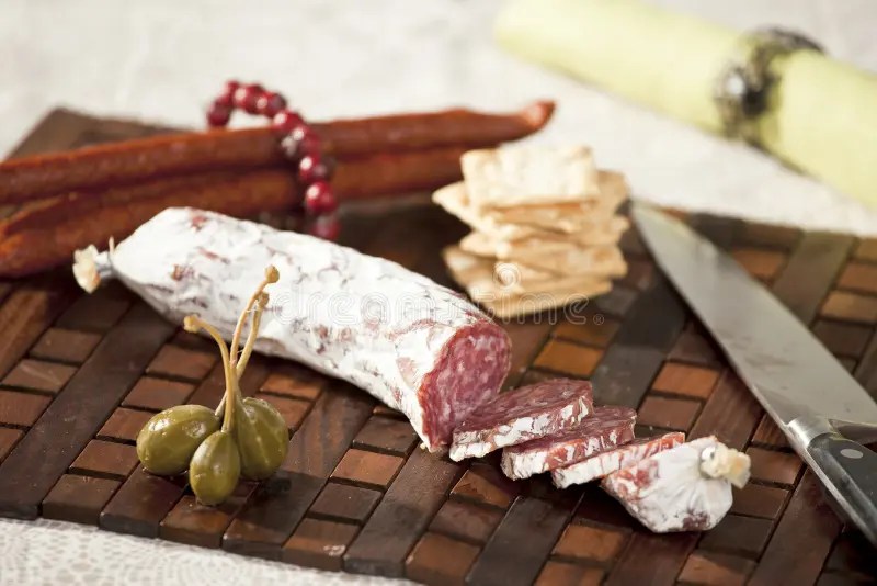 Salami stockbild. Bild von frisch, italienisch, fett 18590851