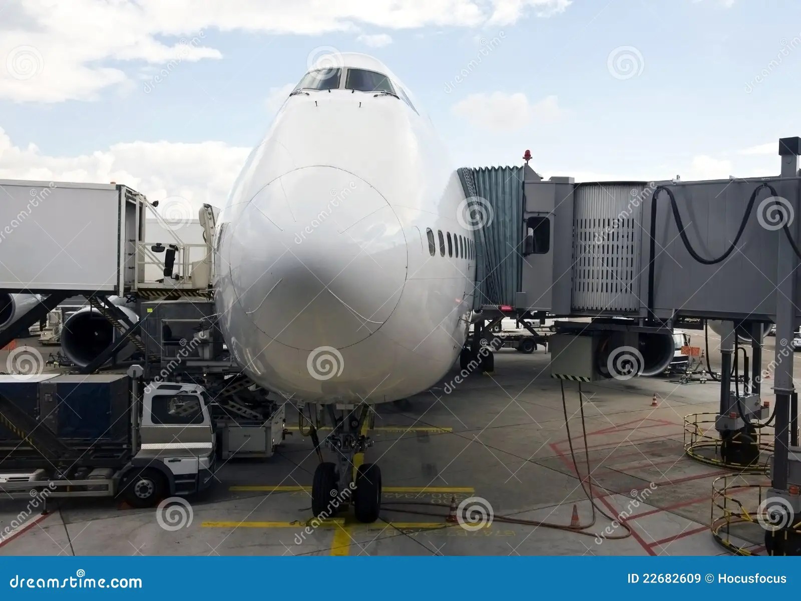 Flygplan fotografering för bildbyråer. Bild av trans 22682609